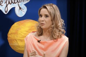 Speranta TV | Căsuța cu idei - Cum creștem stima de sine a copiilor - Invitat: Cecilia Moței