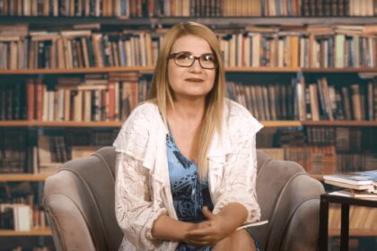 Speranta TV | Cărți 100 - Culoarul campionilor