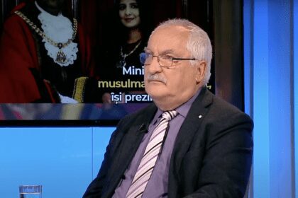 Speranta TV | Lumea religioasă azi - UK: Ministrul cultelor, musulman practicant, își prezintă viziunea / Primarul Londrei nu se simte în siguranță, ca politician musulman practicant / Hirotonirea femeilor: Biserica Luterană Letonă părăsește cea mai mare organizație protestantă din Europa / Vedete de la Hollywood cărora nu le e rușine de credința lor în Dumnezeu - Invitați: Valeriu Petrescu, Cristian Dobra, Janina Mihalache