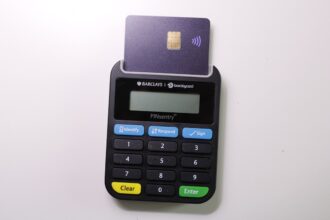 Speranta TV | ANPC: Deţinătorul de card beneficiază de răspundere limitată pentru tranzacţii neautorizate,dacă a anunţat banca