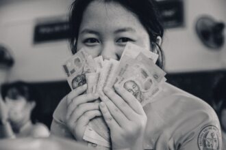 Speranta TV | Stimulente financiare pentru elevii care au luat 10 la Evaluarea Națională sau la Bac