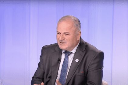 Speranta TV | În obiectiv - Israel în așteptarea răspunsului anti-Iran / Ce așteptări au israelienii de la premierul Netanyahu? / Culisele relației Biden-Netanyahu / Occidentul împărțit pe tema susținerii Israelului / Cum ar trebui să arate reacția IDF la atacul din 1 octombrie? / Ordin ANPC ignorat la rafturi / „Shrinkflation” – ocolit prin scăderea calității? - Invitați: Beniamin Rozen, Hari Bucur-Marcu, Costel Stanciu - Realizator: Alexandru Natsis