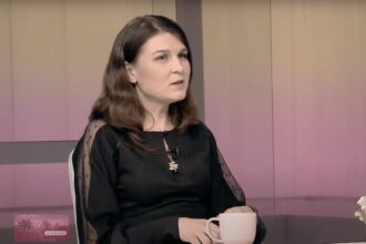 Speranta TV | Între noi, mamele - Crescând cetățeni de nădejde - Invitați: Rodica Perciun, Cristina Moisan