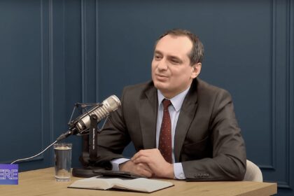 Speranta TV | Repere - Crăciunul între adevăr și tradiție - Invitat: Ninu Pădure