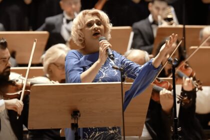 Speranta TV | Concert - Concert umanitar dedicat nașterii Mântuitorului „The king of kings” – Corul de camera The Royal Singers, Corul de copii Sclipiri, Orchestra Filarmonii „Paul Constantinescu” Ploiești