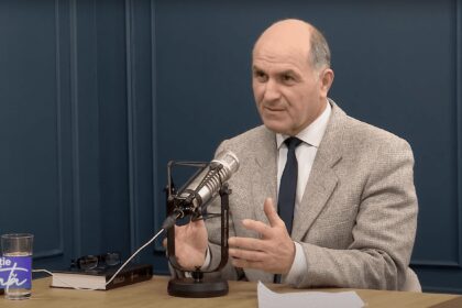 Speranta TV | Educație pentru viață - Cum ne privește și ne primește Dumnezeu - Invitat: Ionel Preda