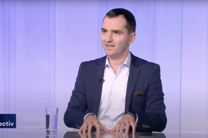 Speranta TV | În obiectiv - Vești bune pentru Agricultură / Pe cine va înlocui Inteligența Artificială / AI, între oportunitate și amenințare / Inteligența artificială în afaceri - Invitați: Valeriu Tabără, Paul Ardeleanu, Adina Magda Florea - Realizator: Daniel Cirț