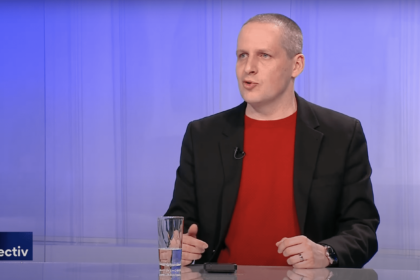 Speranta TV | În obiectiv - În ce direcție se îndreaptă economia? / În căutarea adevărului pe internet - Invitați: Christian Năsulea, Emanuel Ban - Realizator: Daniel Cirț