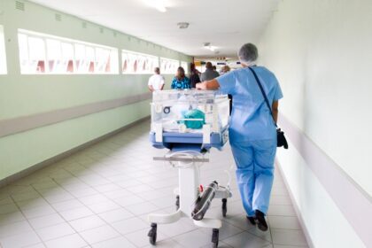 Speranta TV | Spitalele intră în grevă de avertisment, luni. Consultații și operații suspendate timp de două ore