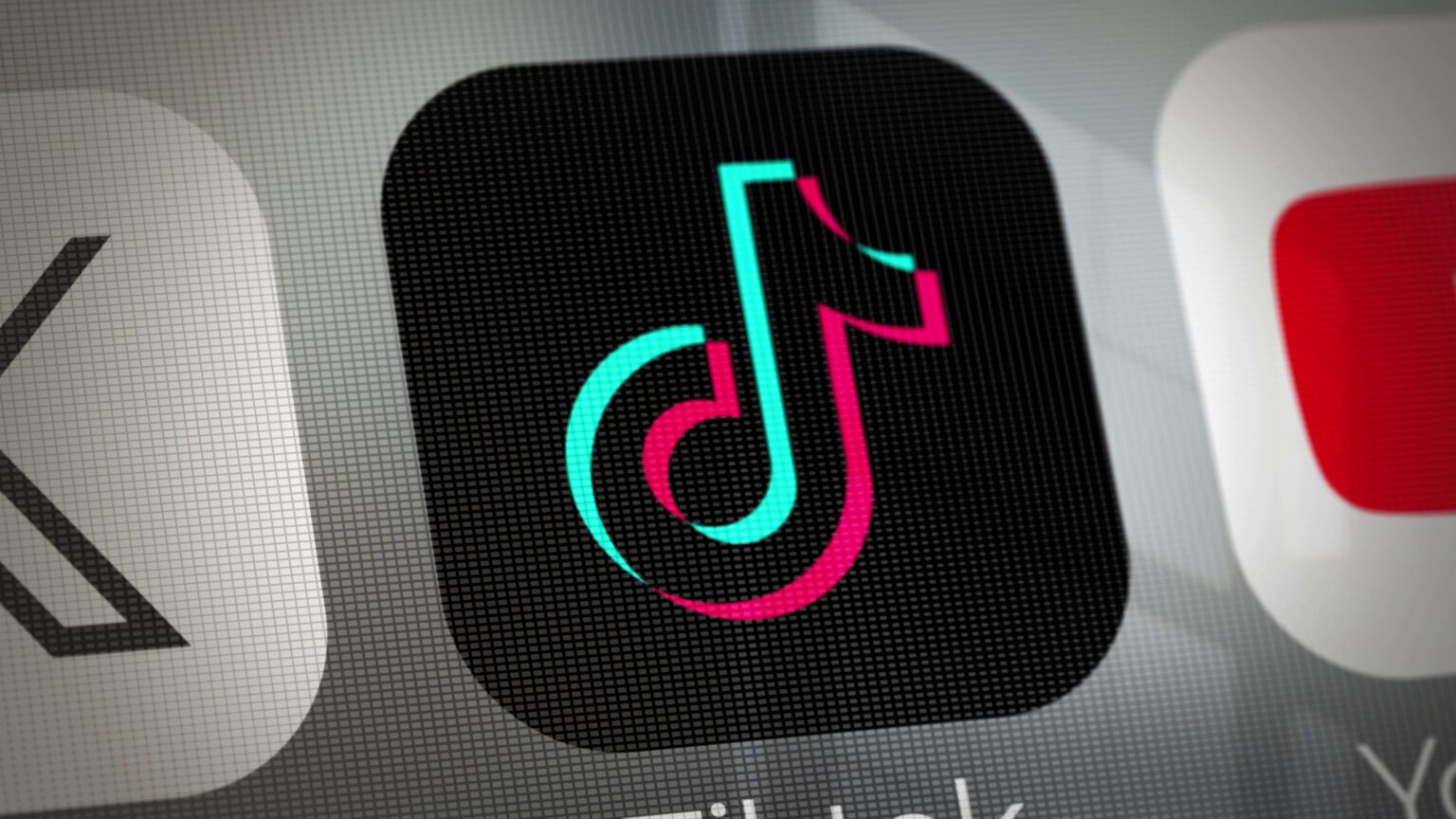Speranta TV | Comisia Europeană acuză TikTok că încalcă regulile Uniunii Europene