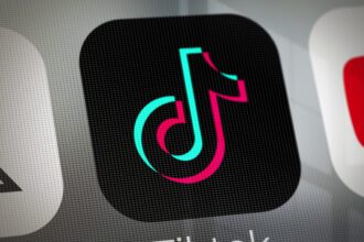Speranta TV | Comisia Europeană acuză TikTok că încalcă regulile Uniunii Europene