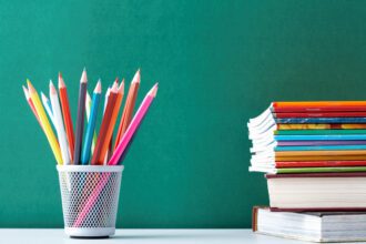 Speranta TV | Programa la Limba şi literatura română pentru clasa a IX-a, conflict deschis între profesori