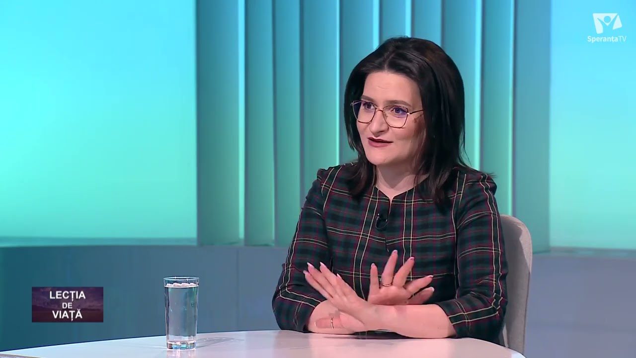 Cum resimt tinerii schimbările din societatea de azi (2) | Cătălina Galer | Lecția de viață