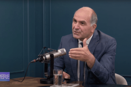 Speranta TV | Repere - Ce spune Biblia despre râs și glumă? - Invitat: Ionel Preda