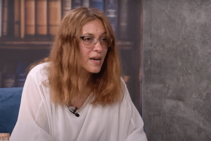 Speranta TV | Povești neSpuse - Părinți care inspiră - Invitați: Adina & Ionuț Grad, Simona Călinici, Beniamin Anca