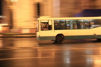 Speranta TV | Au început lucrările de consolidare a planşeului de la Piața Unirii. Trasee modificate pentru transportul de suprafață în București