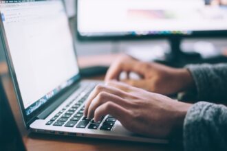 Speranta TV | Comerţul online creşte puternic în zonele rurale. România, sub media U.E. la puterea de cumpărare