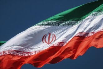 Speranta TV | MAE avertizează: Evitați călătoriile în Iran. Cetățenii români din zonă sunt sfătuiți să plece de urgență
