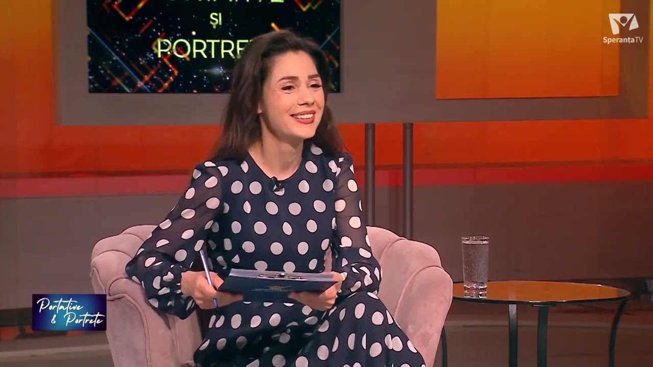Vioara - chemarea venită din rugăciune | Portative și Portrete