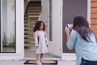 Speranta TV | Profesorii boicotează prima zi a noului an şcolar