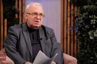 Speranta TV | Academica - Educația financiară între rațiune și presiune - Invitați: Dan Constantinescu, Adrian Mitroi