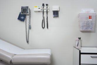 Speranta TV | Cozi și ore întregi de așteptare la Casele de Asigurări. Coasigurații își plătesc contribuția