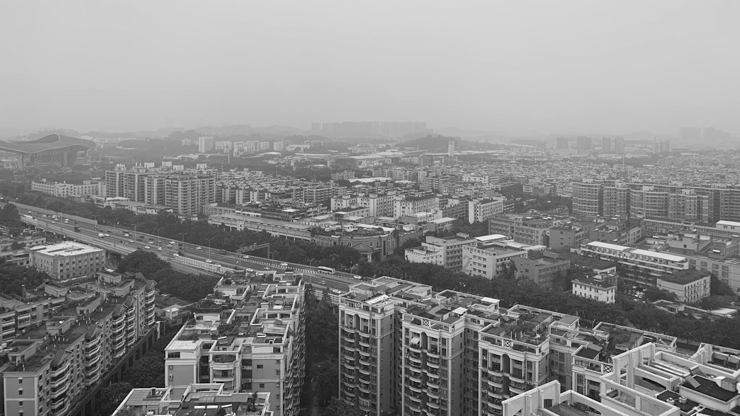 Speranta TV | Poluare de peste 7 ori limita admisă în București, după incendiul din Pantelimon