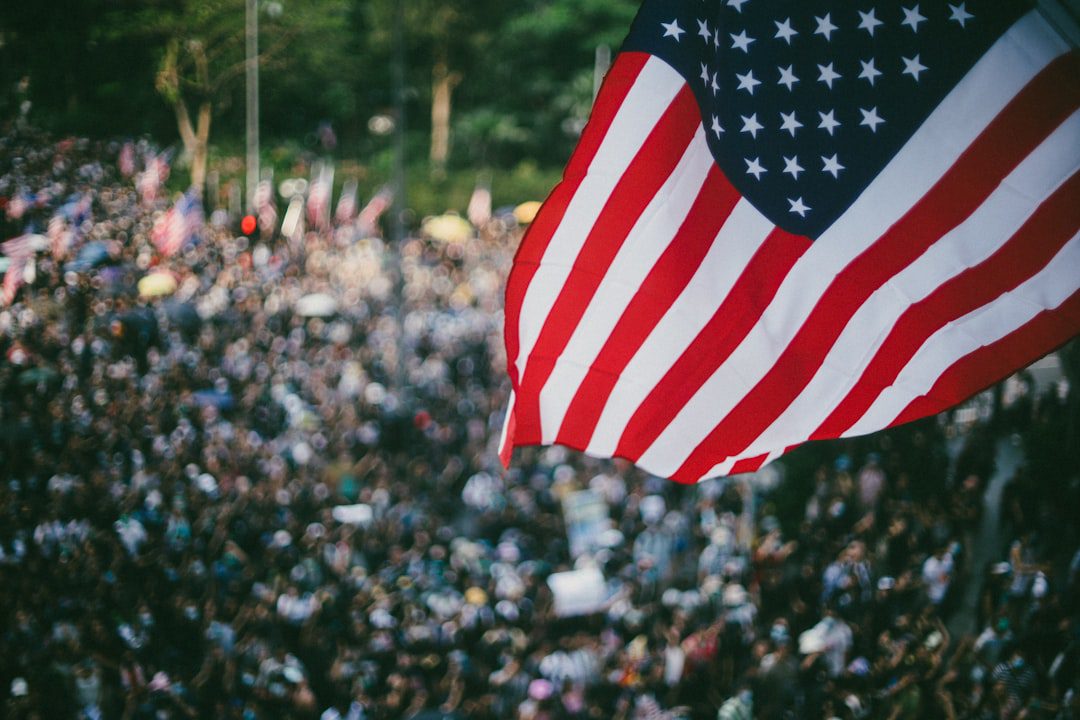 Speranta TV | Donald Trump și JD Vance, prezenți la ceremonia funerară a lui Charlie Kirk, pe un stadion din Arizona