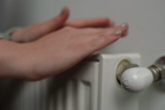 Speranta TV | AMENZI DE PÂNĂ LA O MIE DE LEI PENTRU CEI CARE NU MONTEAZĂ REPARTITOARE DE CĂLDURĂ