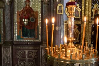 Speranta TV | PATRIARHUL ECUMENIC, BARTOLOMEU I, A FOST DECORAT DE PREŞEDINTELE ROMÂNIEI
