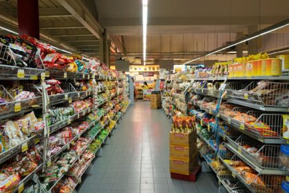 Speranta TV | Inflația a schimbat comportamentul de cumpărare: 7 din 10 români își schimbă supermarketul pentru promoții