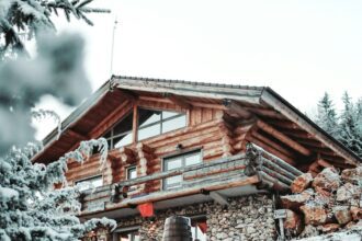 Speranta TV | ANM: Alerte Cod galben şi Cod portocaliu de ninsori în majoritatea regiunilor, până marţi dimineaţa