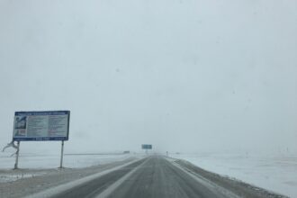 Speranta TV | A nins consistent în Bucureşti, stratul de zăpadă a ajuns la 8-9 cm. Recomandările Infotrafic pentru șoferi