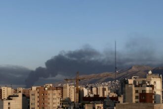 Speranta TV | Criză majoră în Orientul Mijlociu: Explozii în Qatar, Bahrain, Kuweit și Emiratele Arabe Unite și zeci de victime după atacul asupra unei școli din Iran