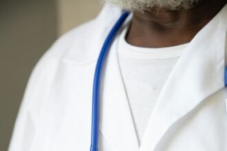 Speranta TV | Prima zi de concediu medical, plătită din martie pentru unii pacienți. Și taxele locale ar putea fi reduse