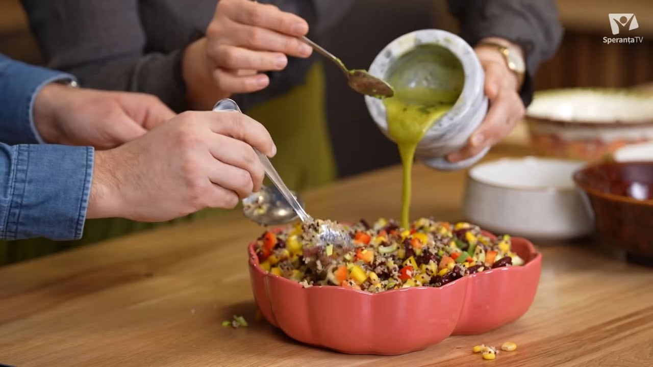 Salată de quinoa și budincă de migdale: Rețete sănătoase pentru copii | Dr. Ciprian Lupușor