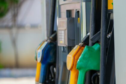 Speranta TV | Motorina superioară a ajuns la 11 lei litrul. Guvernul ia în calcul să reducă accizele