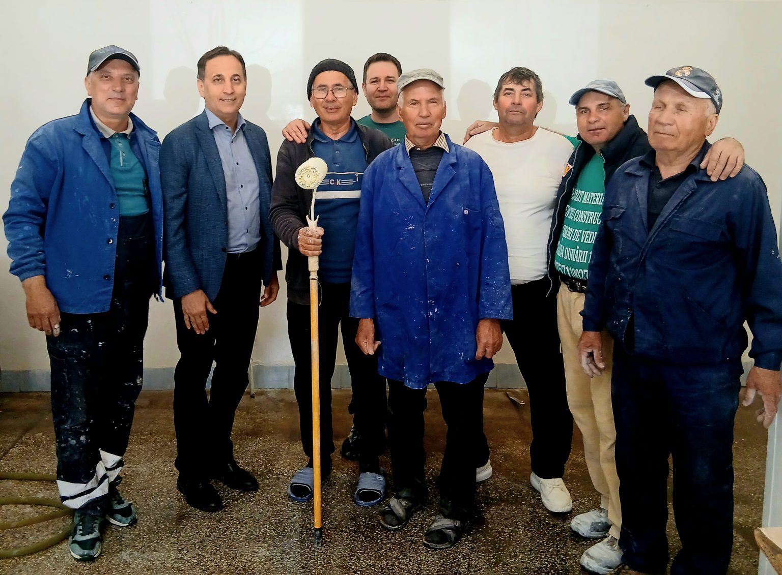 Speranta TV | O echipă de voluntari adventiști s-a implicat într-o acțiune de renovare la Spitalul Caritas din Roșiori de Vede, județul Teleorman