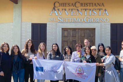 Speranta TV | Studenții de la specializarea Asistență socială a Universității Adventus din Cernica au participat la o mobilitate Erasmus+ în Italia