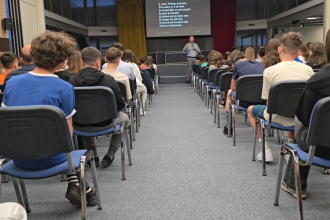 Speranta TV | Sute de copii și tineri din toate zonele țării s-au reunit la Centrul de Educație și Misiune Stupini pentru o nouă ediție a Olimpiadei de Cunoștințe Biblice