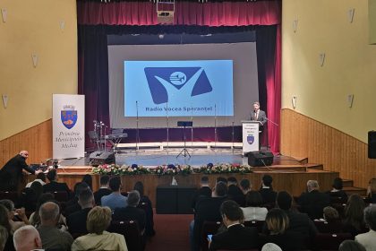 Speranta TV | Noua frecvență FM a Radio Vocea Speranței pentru zona Mediaș a fost lansată oficial printr-un eveniment dedicat comunității locale