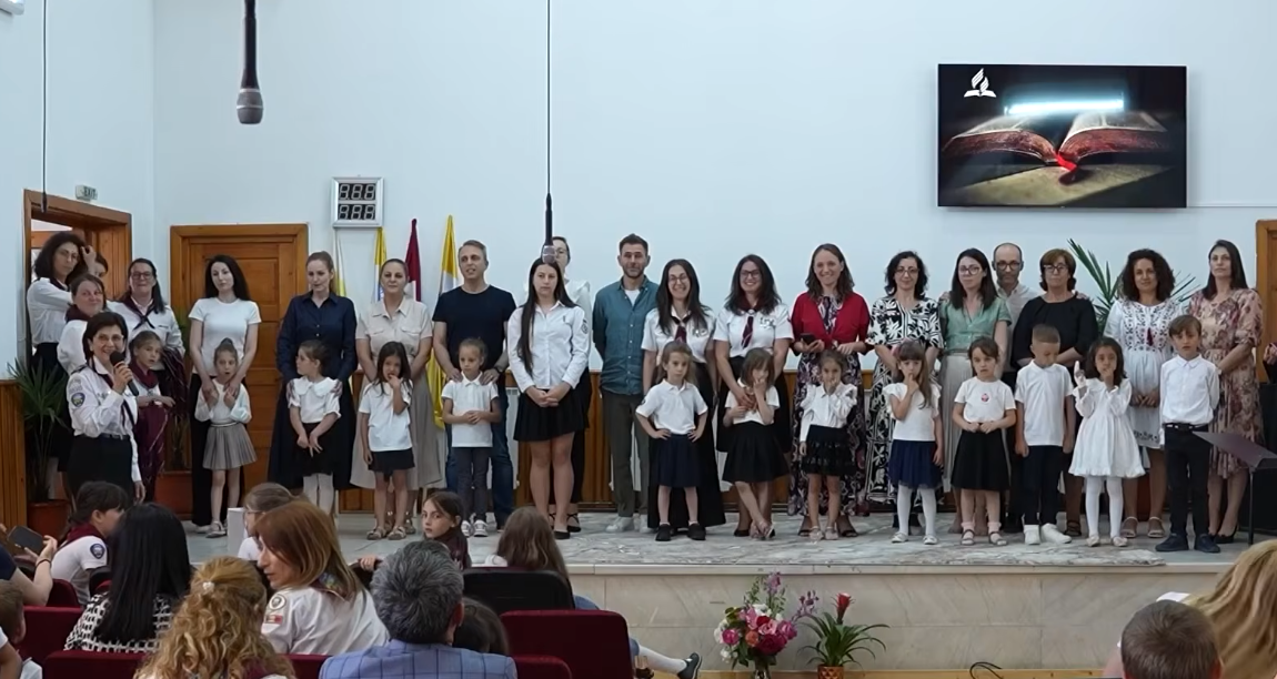 Speranta TV | Municipiul Târgoviște a găzduit Festivalul Licuricilor din Dâmbovița, o întâlnire dedicată copiilor din bisericile adventiste din județ