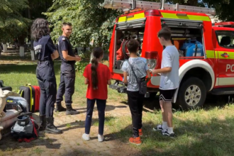 Speranta TV | Biserica Adventistă de Ziua a Șaptea „Speranța” din Timișoara a amenajat un orășel al copiilor în parcul central al comunei Orțișoara, județul Timiș