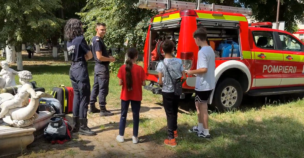 Speranta TV | Biserica Adventistă de Ziua a Șaptea „Speranța” din Timișoara a amenajat un orășel al copiilor în parcul central al comunei Orțișoara, județul Timiș