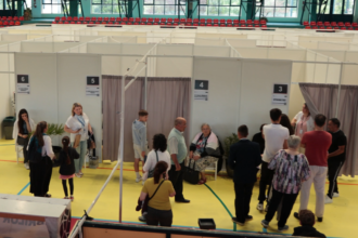 Speranta TV | Biserica Adventistă de Ziua a Șaptea din Sighișoara a desfășurat, la Sala Sporturilor „Radu Voina”, o amplă acțiune caritabilă de sănătate