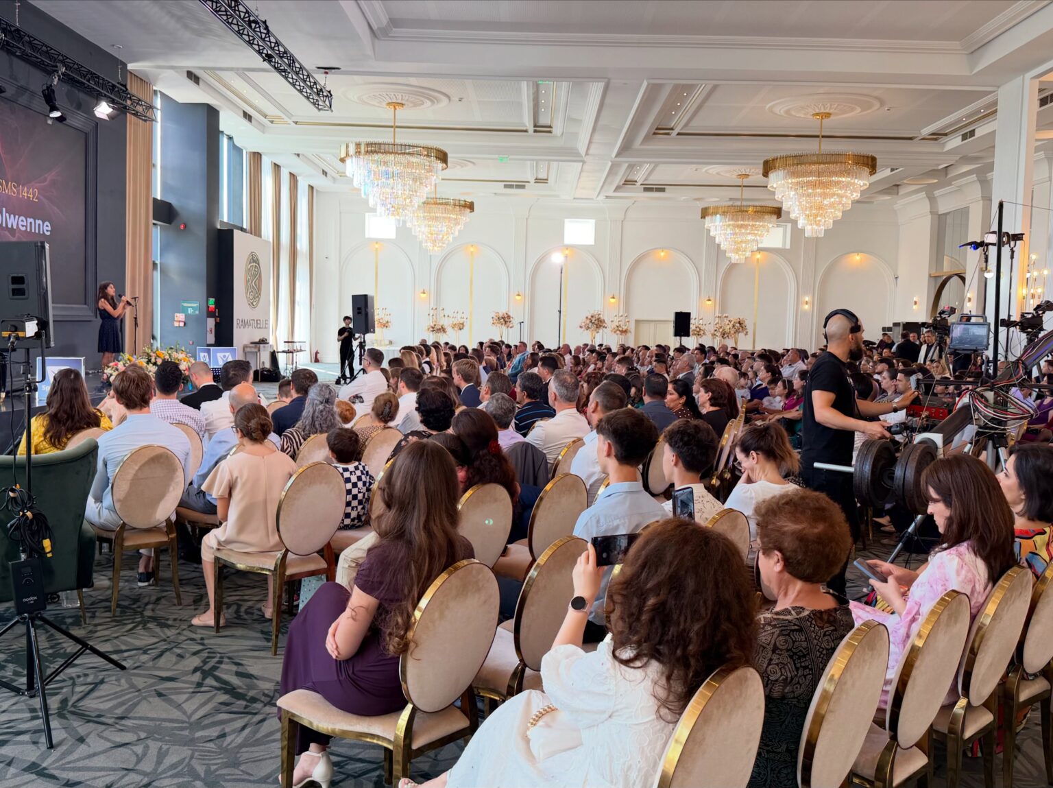 Speranta TV | Primul sezon al emisiunii „Cânt pentru Tine” a ajuns la final, după un parcurs care a adus pe scenă copii și tineri, soliști, grupuri vocale și instrumentiști