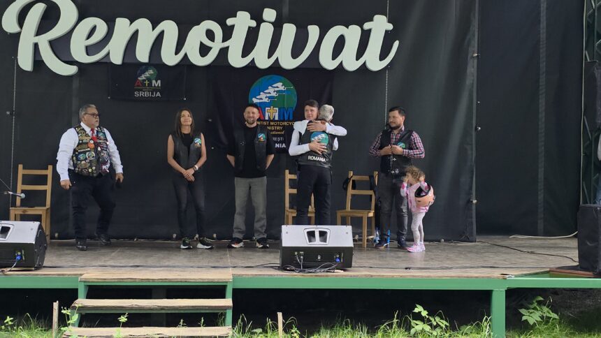 Speranta TV | Motocicliști adventiști din România și din străinătate s-au întâlnit la Timișu de Sus, județul Brașov, la un eveniment intitulat Motorfest REMOTIVAT