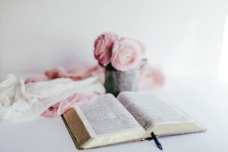 Speranta TV | Biserica Adventistă Balta Albă din București a organizat un program special prin Departamentul Misiunea Femeii, cu seminare, mărturii personale, rugăciune și momente muzicale