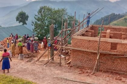 Speranta TV | O inițiativă coordonată în Uganda de pastorul Mihai Brașov, reprezentând Biserica Adventistă de Ziua a Șaptea din regiunea Muntenia, se regăsește acum într-un program aplicat la nivelul întregii țări